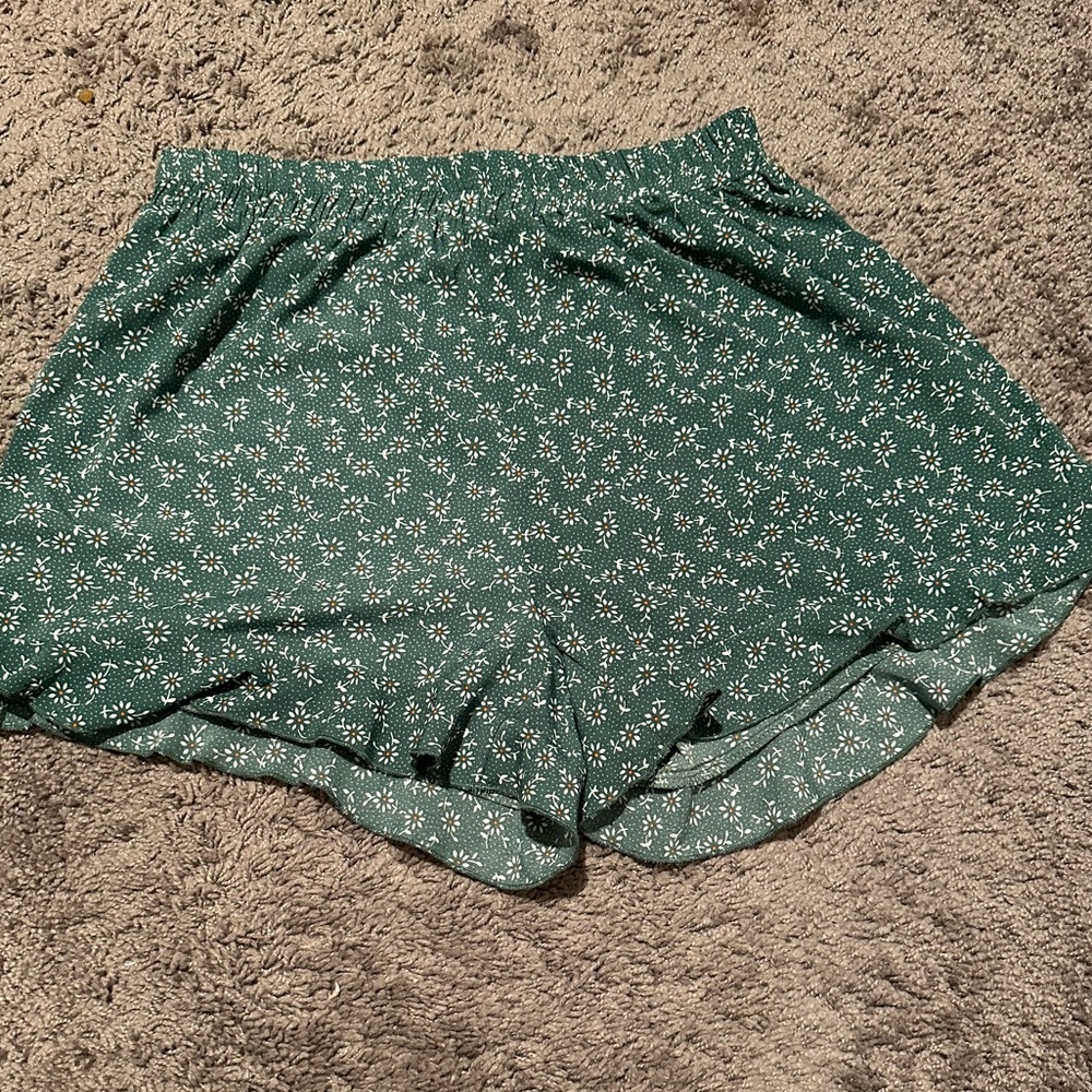 Women’s floral shorts